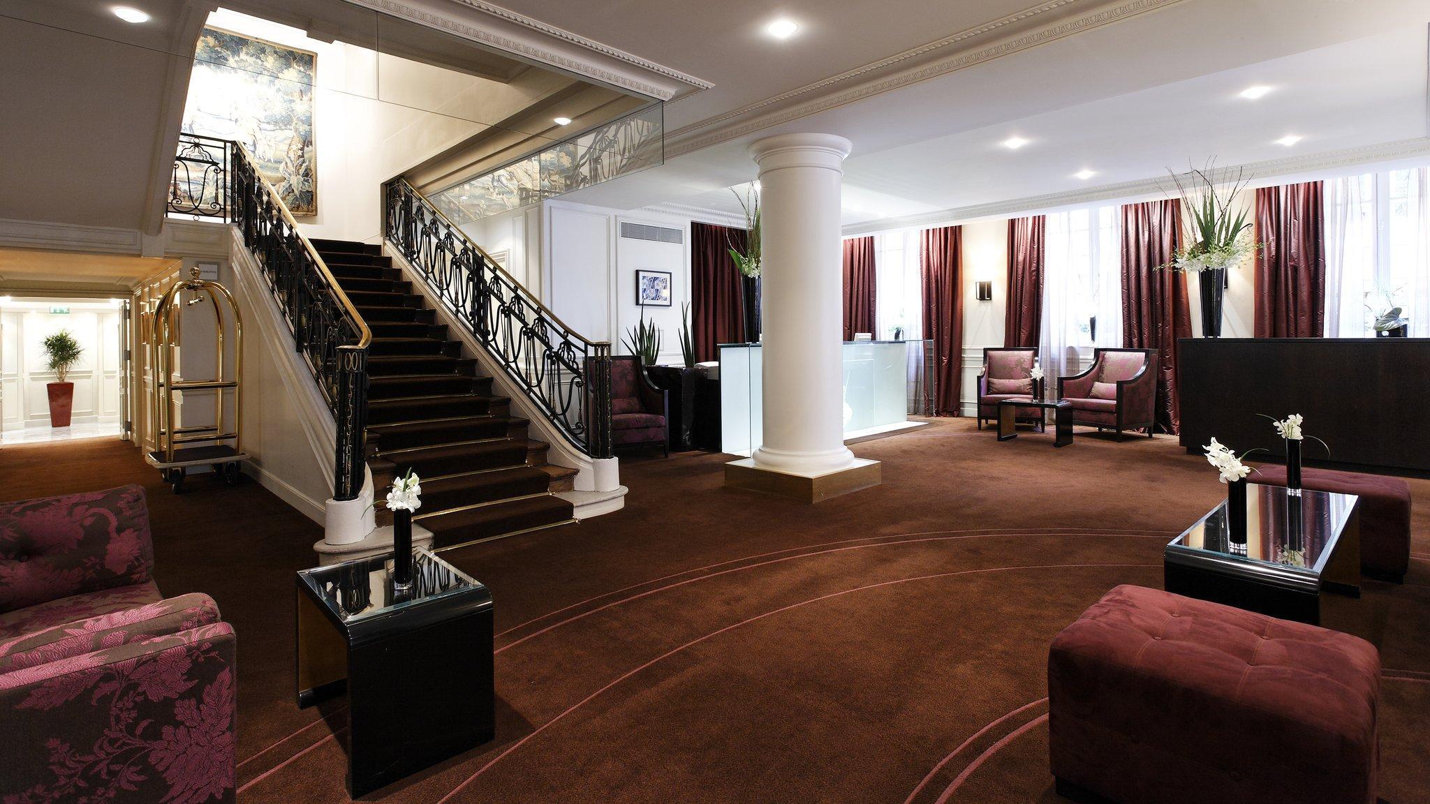 מלון La Tremoille פריז מראה חיצוני תמונה